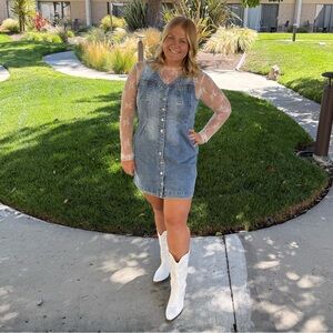 Meet your Posher, Riley